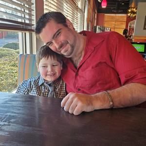 Meet your Posher, Christopher